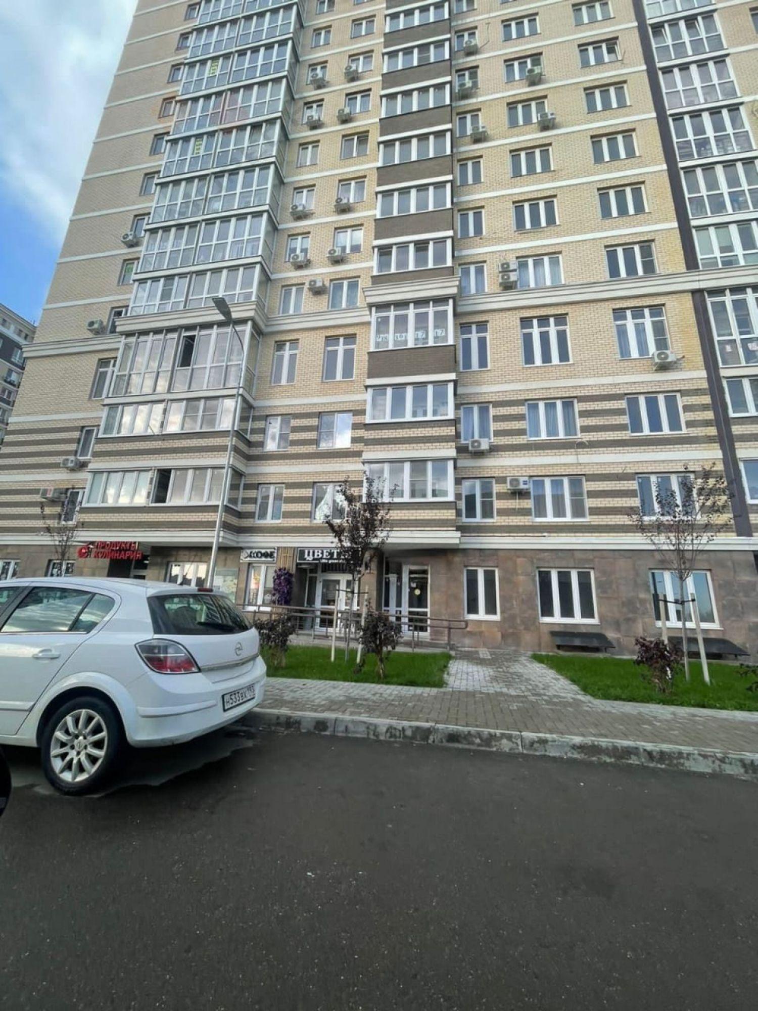 Сдать торговое помещение за 150 000 рублей на Конгрессная ул, 19/1к2