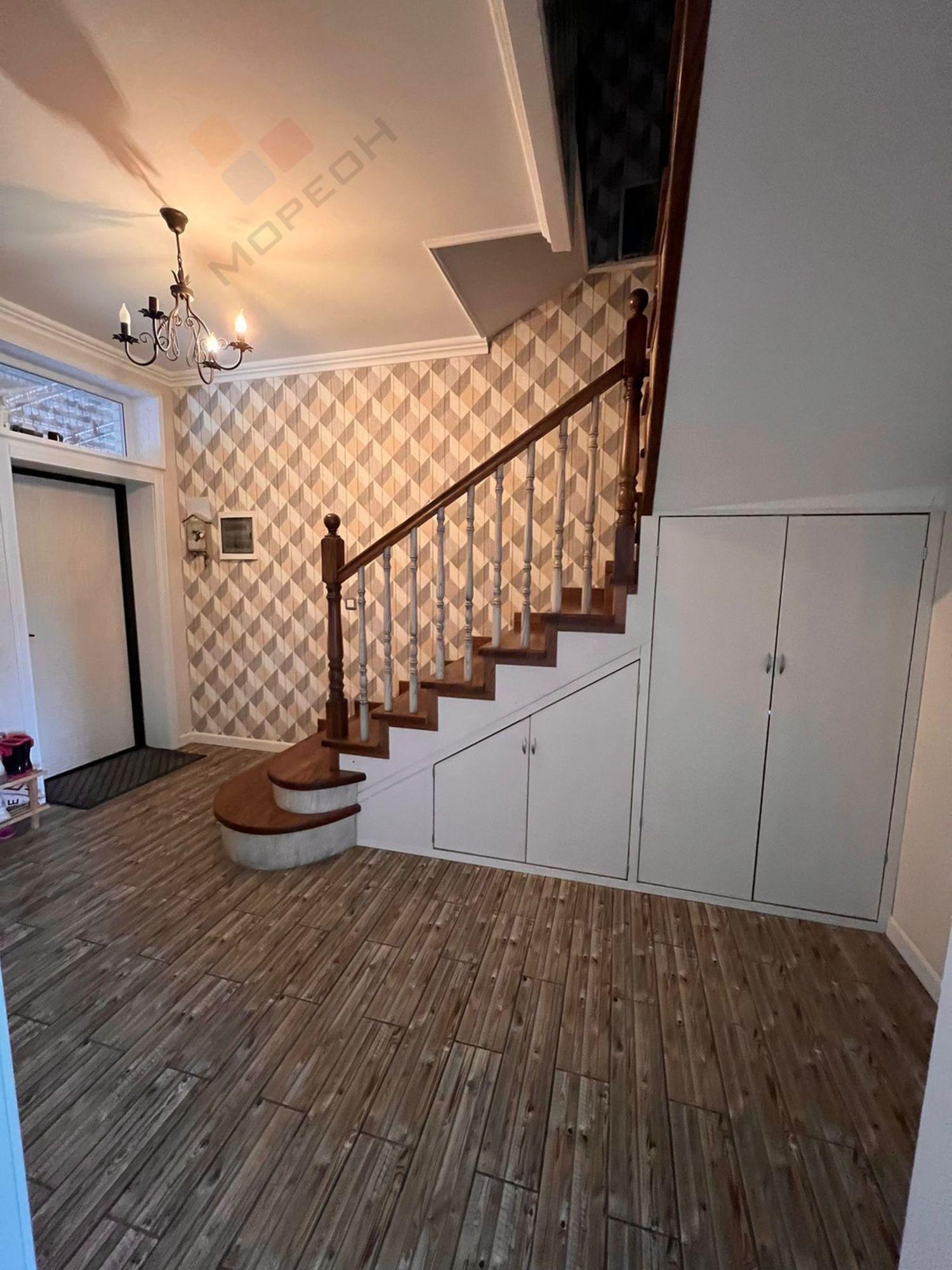 Купить дачу, дом, коттедж за 14 400 000 рублей на Кирова ул, 13