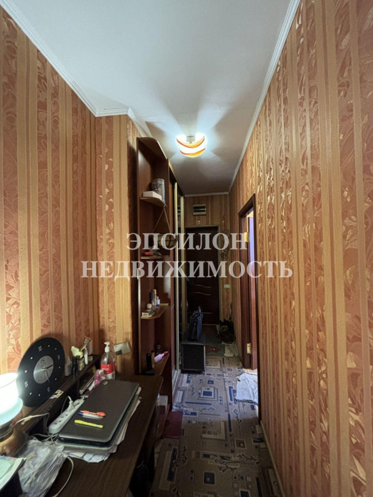 2-комн квартира Энергетиков 4-я, 12