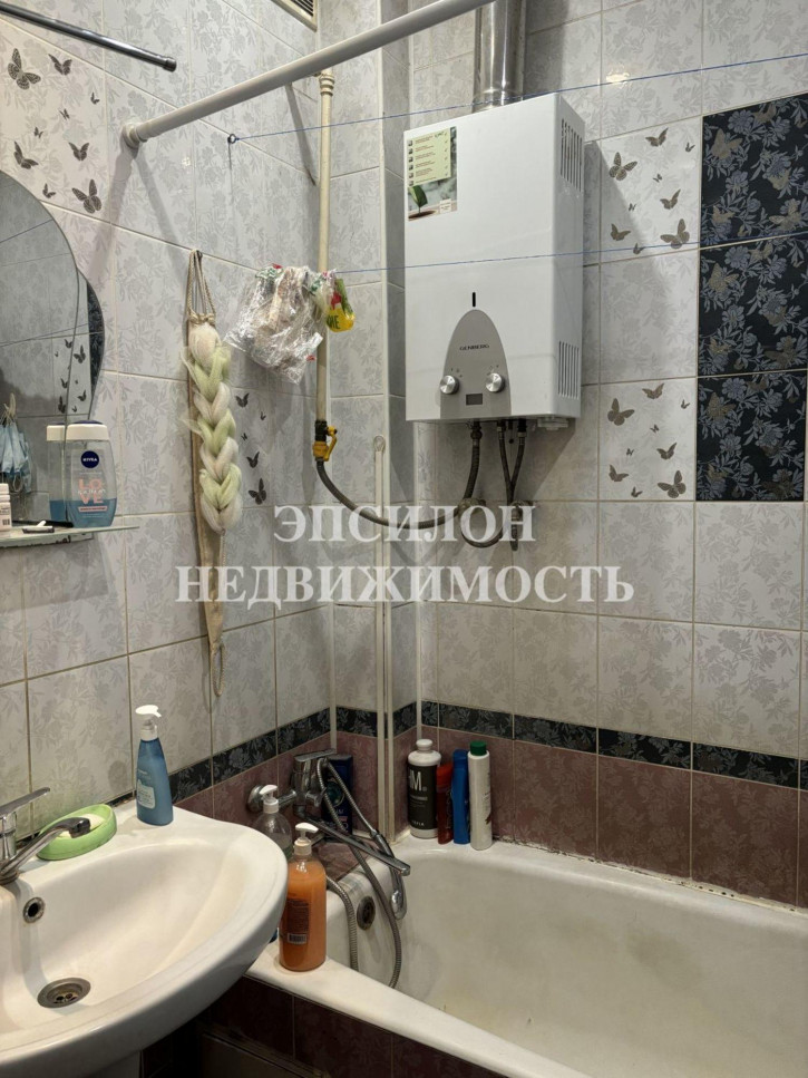 2-комн квартира Энергетиков 4-я, 12