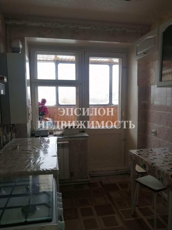 2-комн квартира 9 Января, 6
