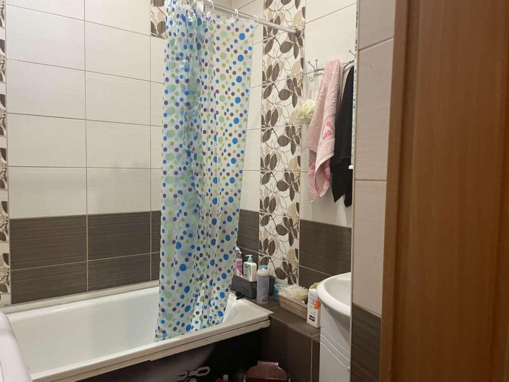 2-комн квартира Есенина улица, 20В