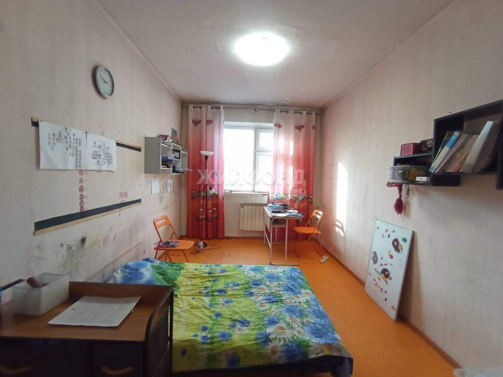 3-комн квартира Калинина улица, д.14