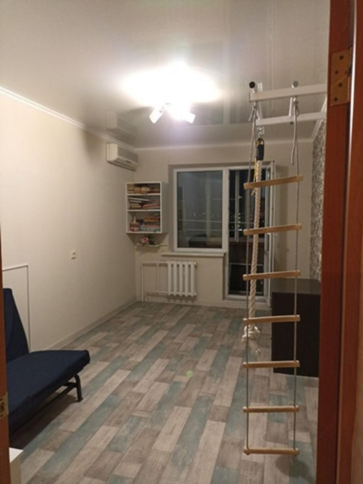 3-комн квартира ул.Октябрьская улица, 101