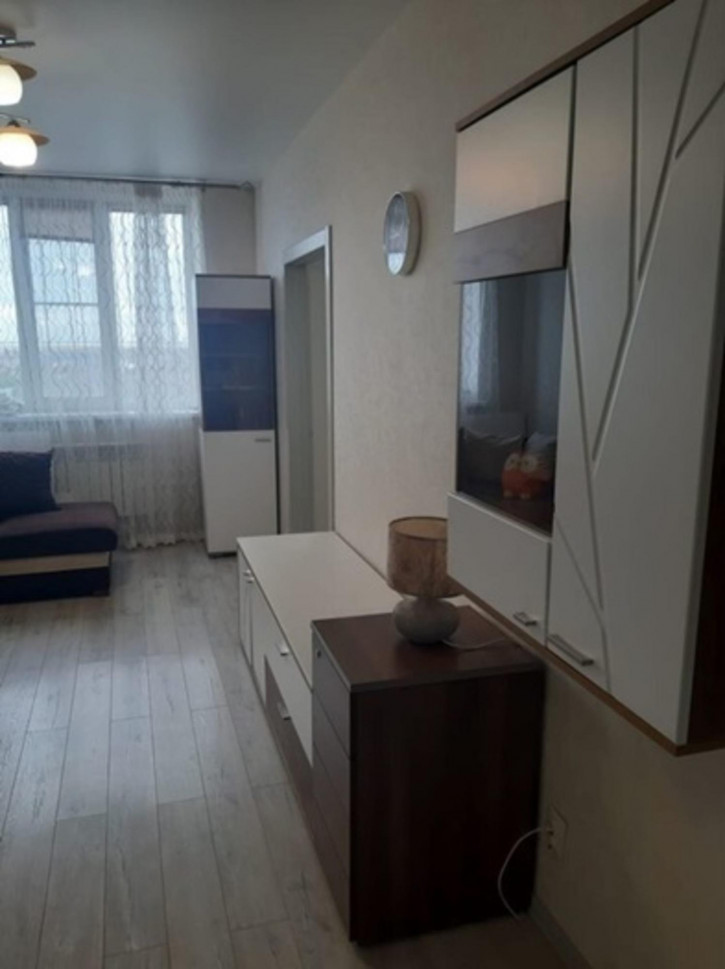2-комн квартира Горького улица, 101