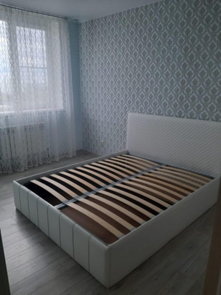 2-комн квартира Горького улица, 101