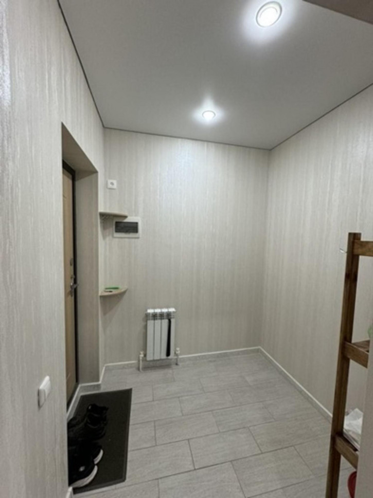 2-комн квартира половинко улица, 101