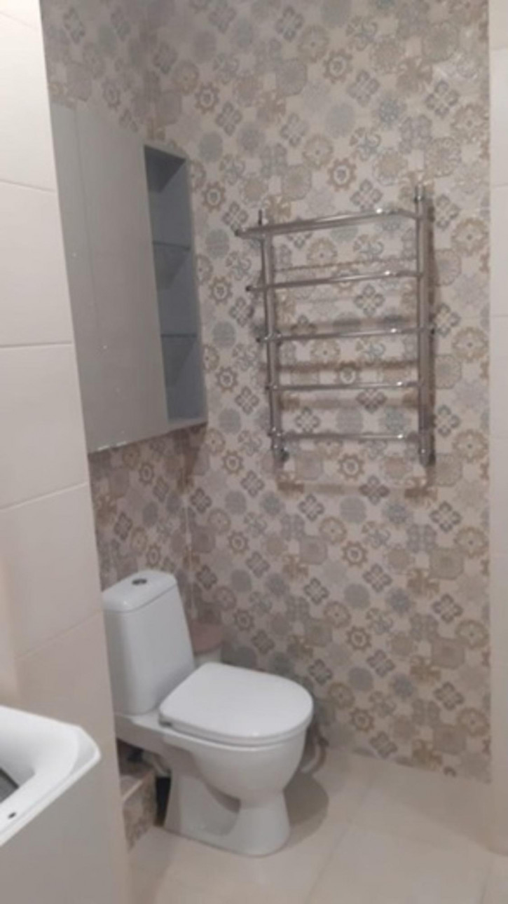 2-комн квартира Горького улица, 101