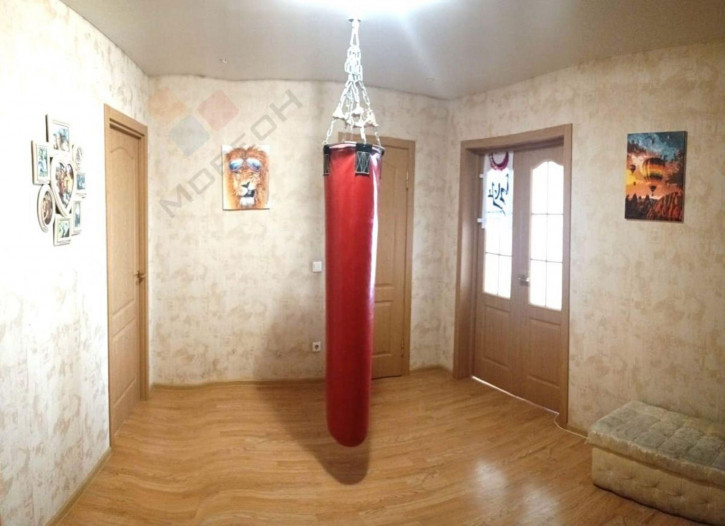3-комн квартира Героя Сарабеева В.И. ул, 7