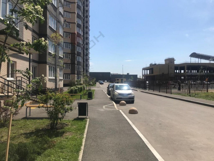 2-комн квартира Тополиная ул, 40/1к1