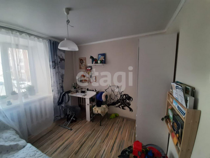 3-комн квартира Новополянская, 5а