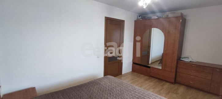 2-комн квартира Войкова, 40
