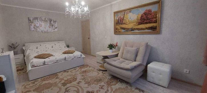 2-комн квартира улица Ленина, 227