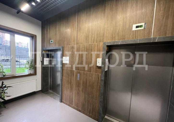 3-комн квартира Соборный переулок, 98