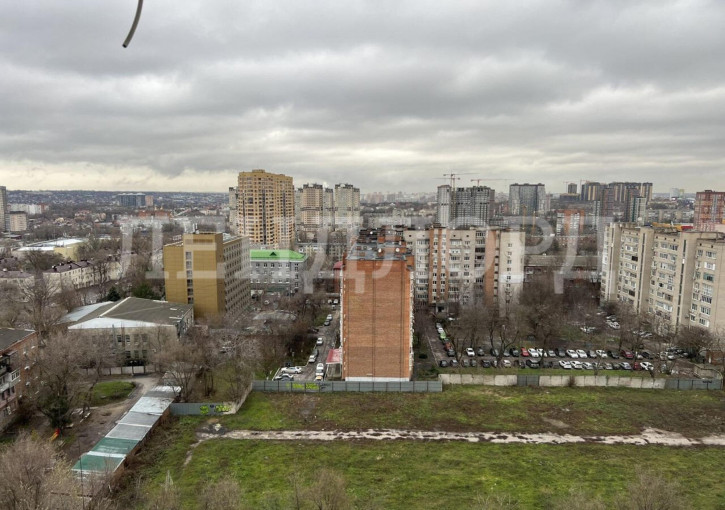 3-комн квартира Соборный переулок, 98