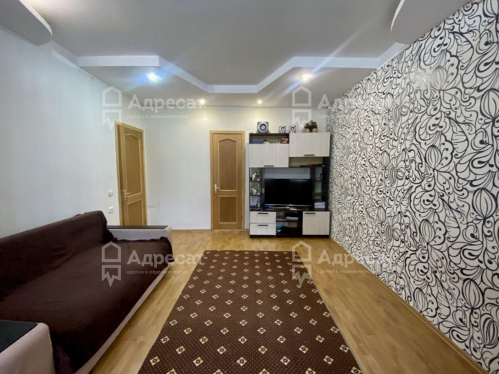 3-комн квартира ул. 95-й Гвардейской,  д.7