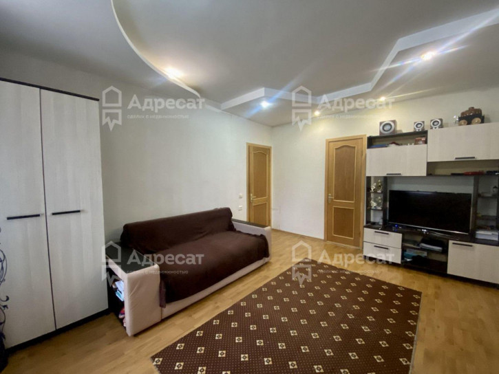 3-комн квартира ул. 95-й Гвардейской,  д.7