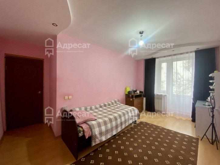 3-комн квартира ул. 95-й Гвардейской,  д.7