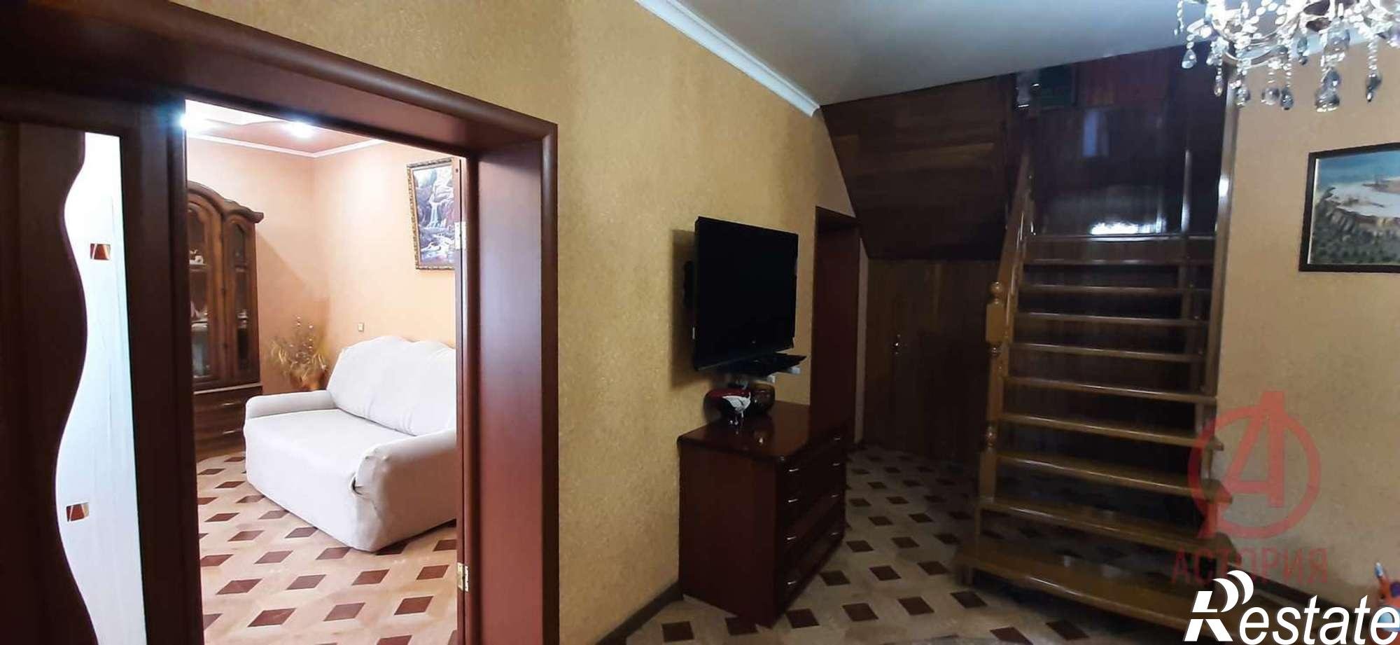 Купить дачу, дом, коттедж за 22 499 000 рублей на Энергетиков улица, 27
