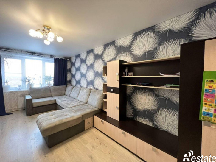 4-комн квартира Задорина ул, 8