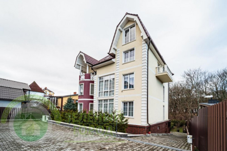 3-комн квартира Пионерская, 6б