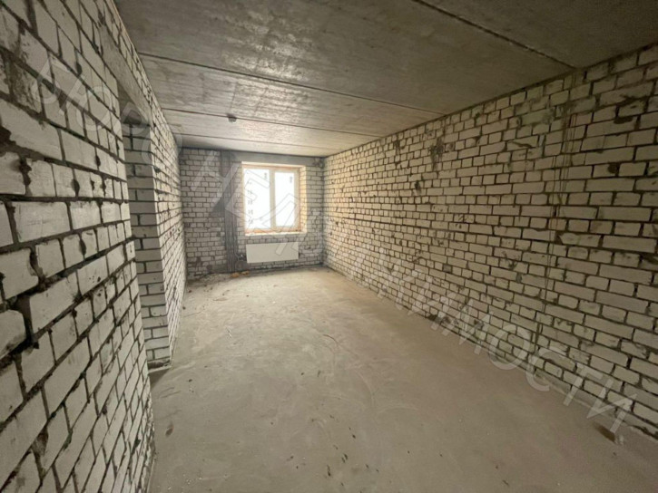 3-комн квартира Строителей ул, 6Б