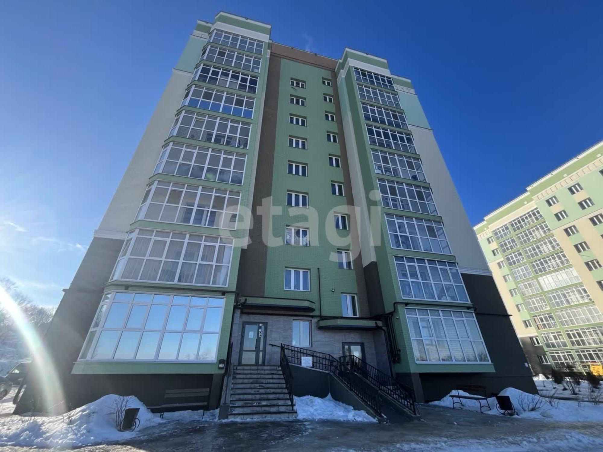 Купить квартиру за 4 400 000 рублей на Бежицкая улица