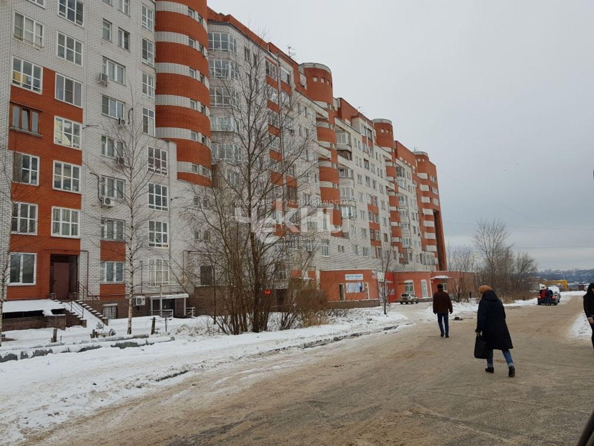 Сдать торговое помещение за 10 000 рублей на Композитора Касьянова ул, 5а