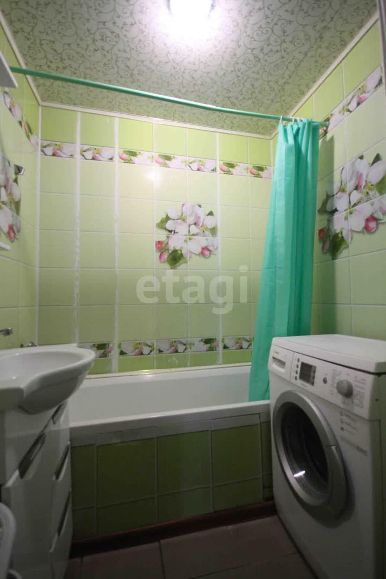 Купить дачу, дом, коттедж за 6 550 000 рублей на Севастопольский пр.