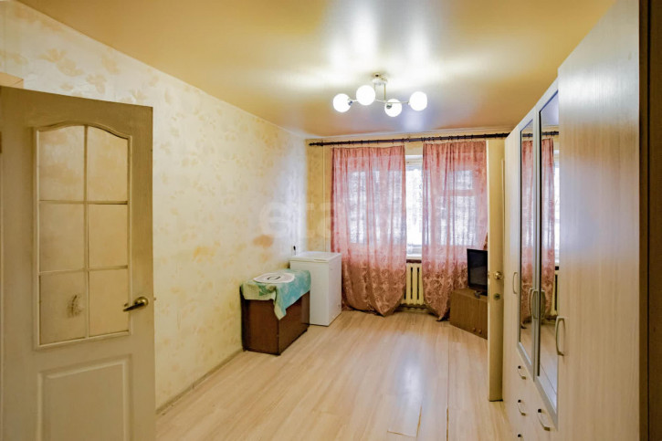 2-комн квартира улица Казакова, 8