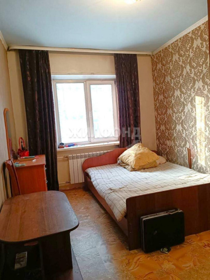 4-комн квартира Кечил-оола улица, д.7е