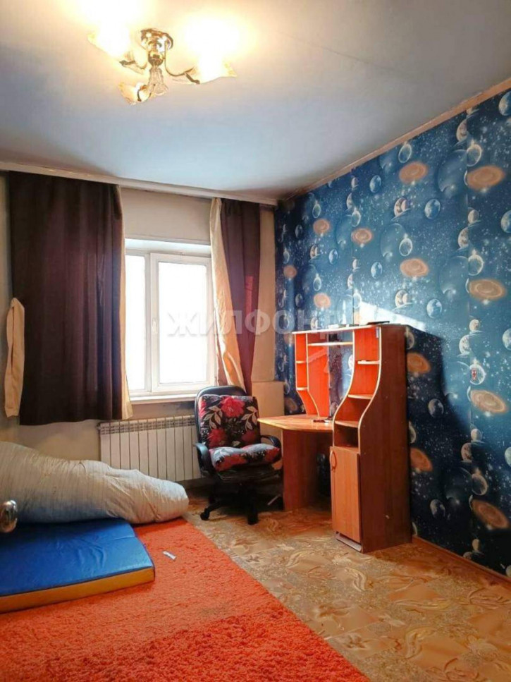4-комн квартира Кечил-оола улица, д.7е