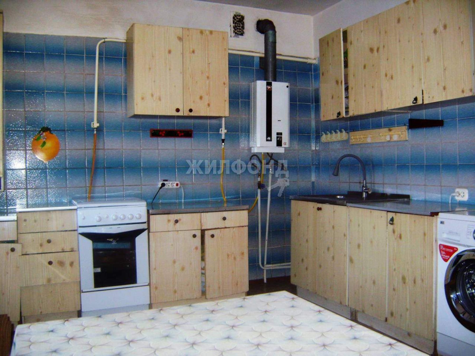 Купить дачу, дом, коттедж за 11 000 000 рублей на Гагарина улица