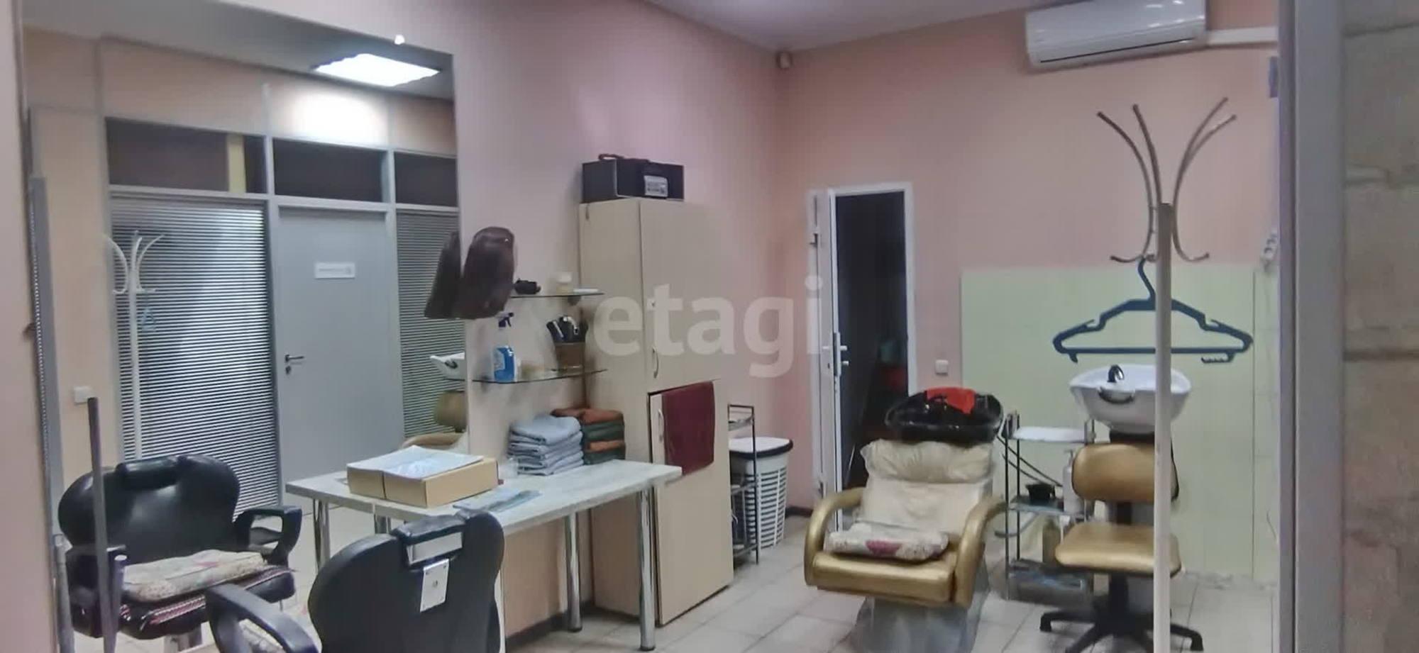 Купить помещение свободного назначения за 14 200 000 рублей на Полевая 27/2