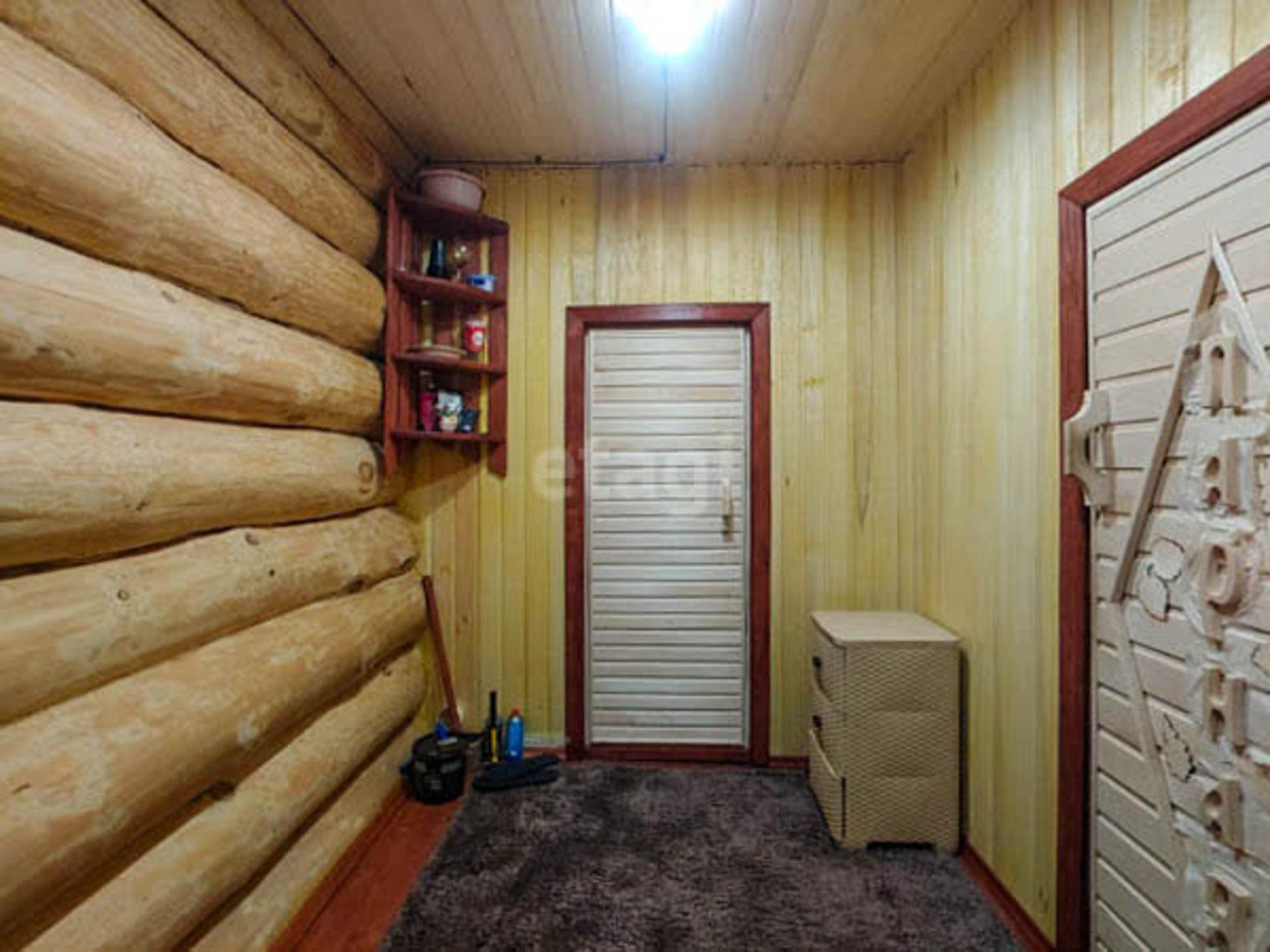 Купить дачу, дом, коттедж за 9 000 000 рублей на Братская, 20