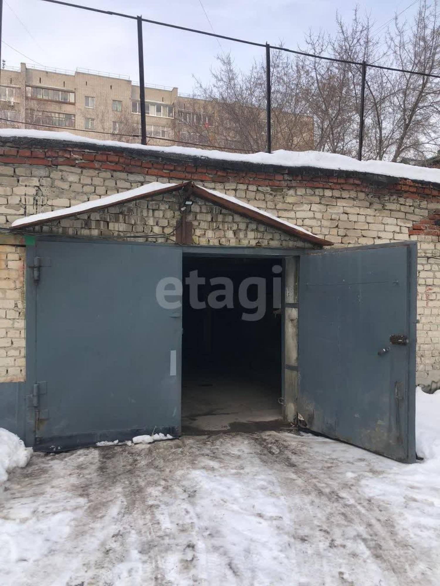 Купить гараж, место в паркинге за 600 000 рублей на Елизарова 76а