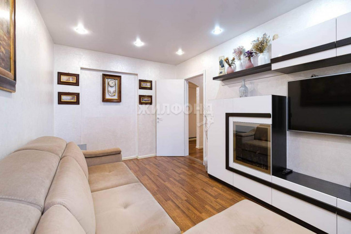 3-комн квартира Кропоткина улица, д.126