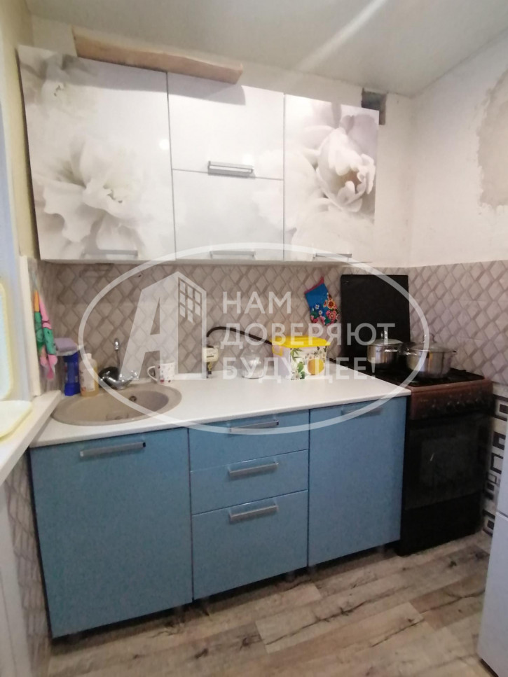 3-комн квартира улица Копылова, 67