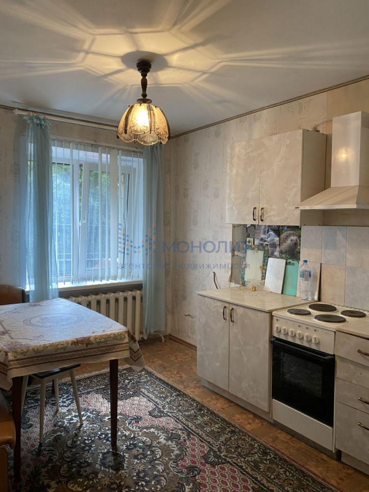 2-комн квартира Германа Лопатина ул, 3к3