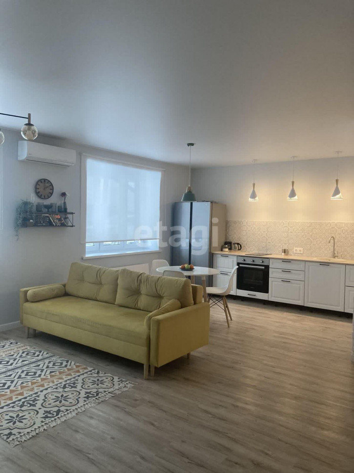 2-комн квартира Мельникайте, 30/2