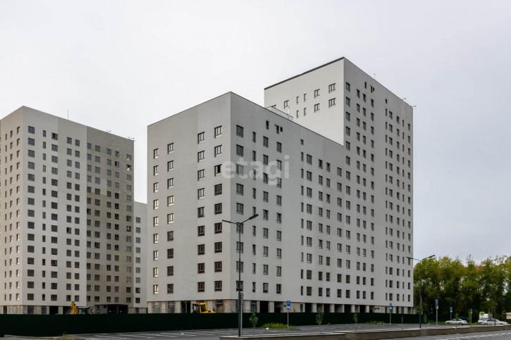 3-комн квартира Республики, 204/4