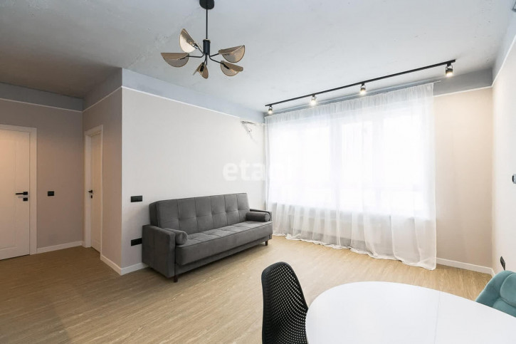 1-комн квартира Виктора Тимофеева, 10