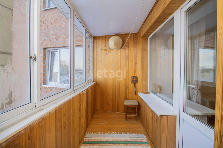 3-комн квартира 9 января, 164/1