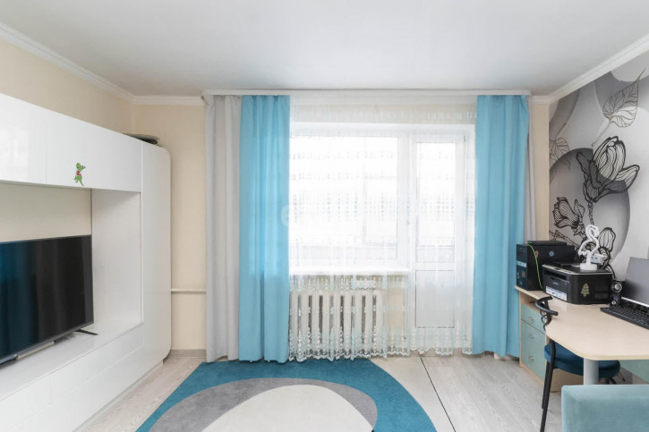 2-комн квартира Широтная, 97