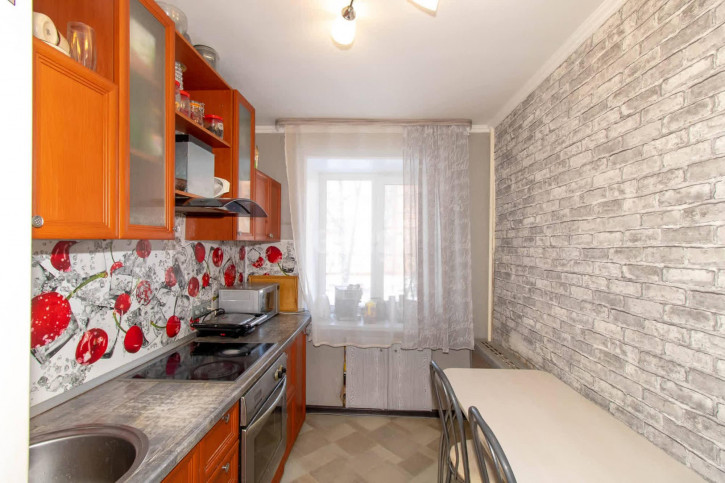 3-комн квартира Ватутина, 18