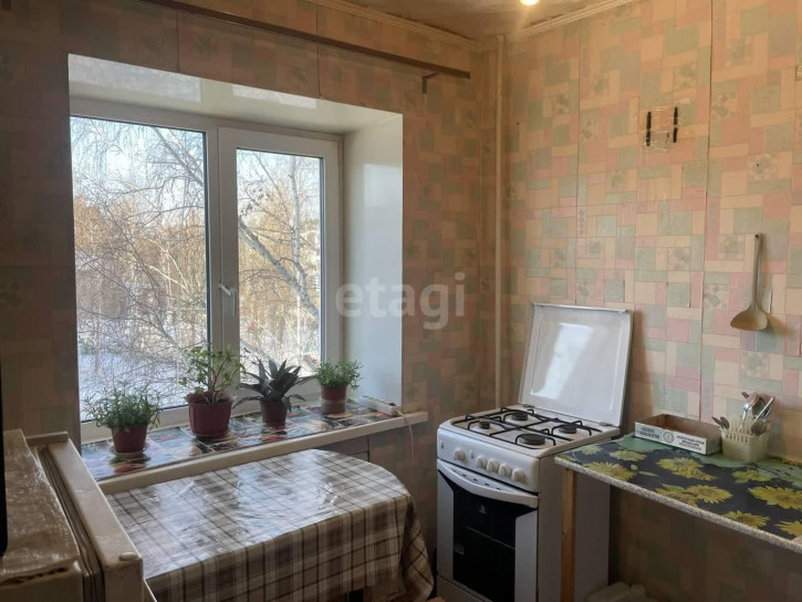 2-комн квартира Санаторная, 2