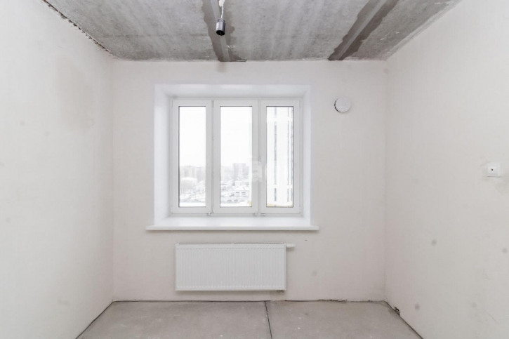 2-комн квартира Республики, 204/11
