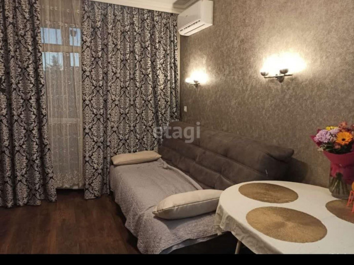 4-комн квартира Таврическая, 9/2