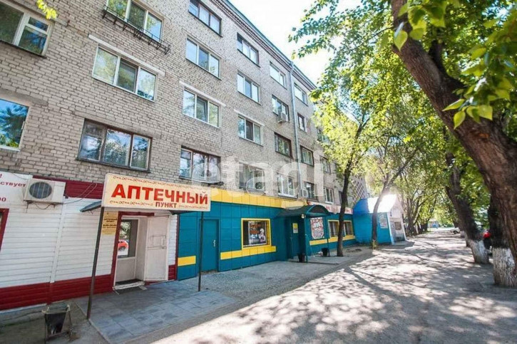 1-комн квартира 50 лет Октября, 33
