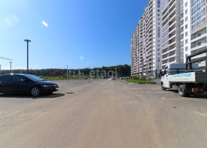 2-комн квартира Петра Ершова, 10